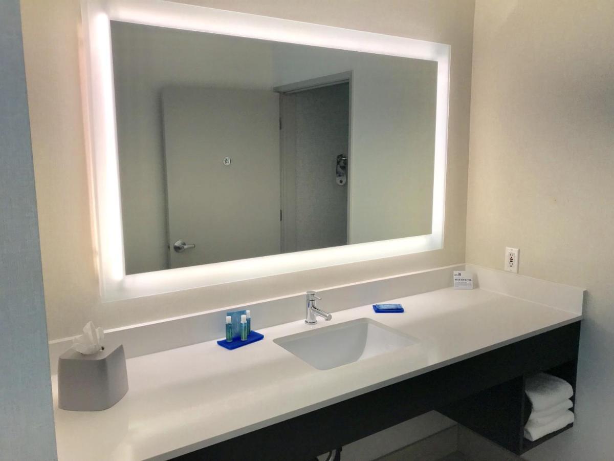 Holiday Inn Express & Suites Tracy By Ihg Zewnętrze zdjęcie